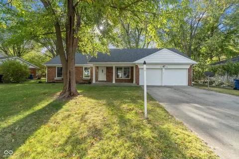 101 Parkview Rd, Carmel, IN 46032