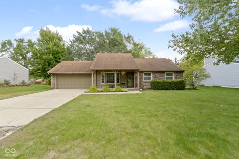 8239 Castle Farms Rd, Indianapolis, IN 46256