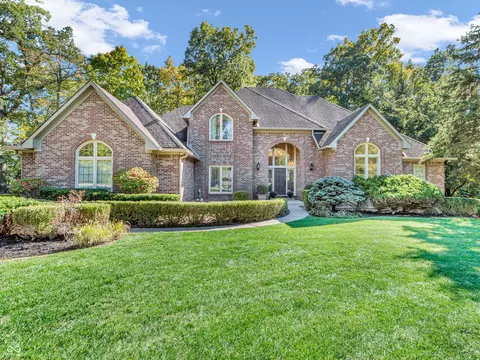 8737 Lantern Forest Ct, Indianapolis, IN 46256