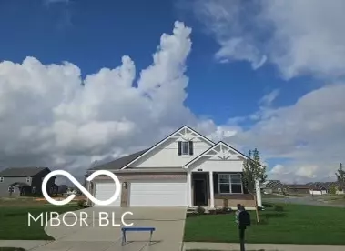 6360 Granby Dr, Whitestown, IN 46075