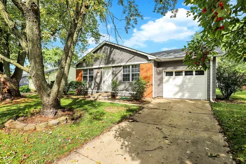 1410 Brooke Dr, Lebanon, IN 46052