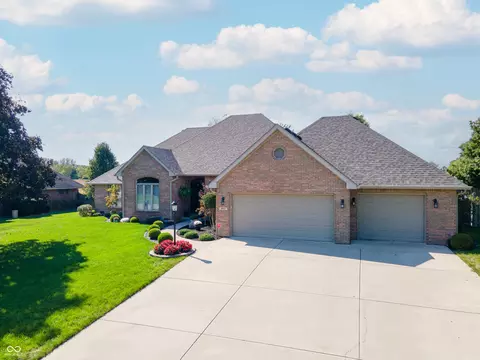 863 Westgate Dr, Anderson, IN 46012