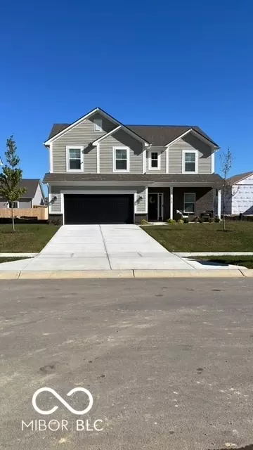 6576 W Regatta Dr, Greenfield, IN 46140