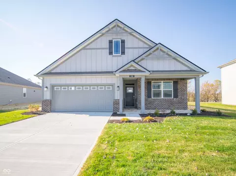 158 Velvet Hat Rd, Danville, IN 46122