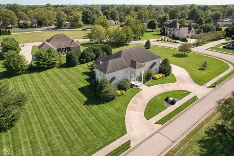 1644 Windsor Ct, Seymour, IN 47274