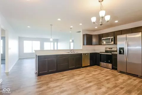 8112 Coreopsis Dr, Plainfield, IN 46168 photo 3