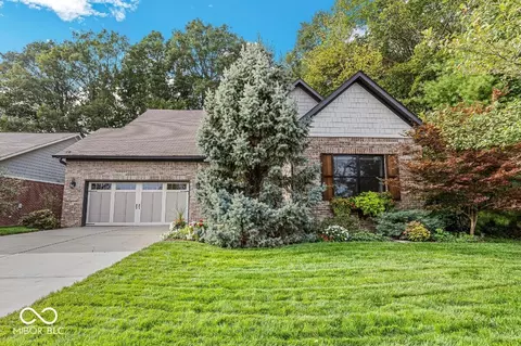 5742 Augusta Woods Dr, Plainfield, IN 46168