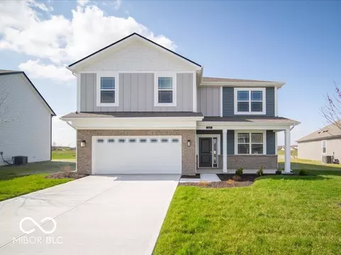 146 Velvet Hat Rd, Danville, IN 46122