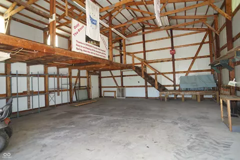 829 E Beech St, Osgood, IN 47037 photo 8