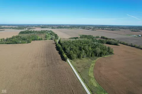 100 S East St, Pendleton, IN 46064 photo 7