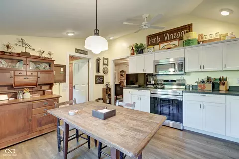 8064 Vilas Rd, Spencer, IN 47460 photo 20