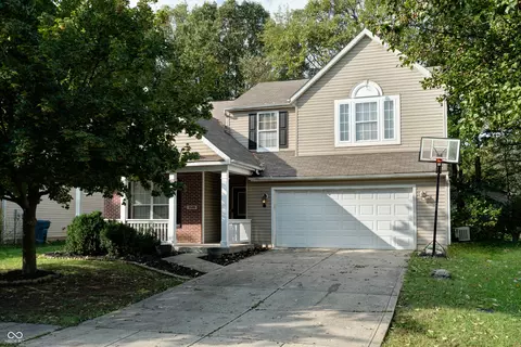 3520 Aylesford Ln, Indianapolis, IN 46228