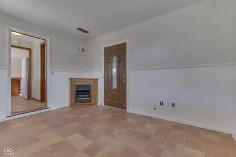 Living - 6341 Apache Dr, Indianapolis, IN 46254 photo 7 of 7