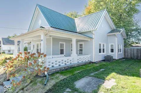 414 Riley Ave, Greenfield, IN 46140