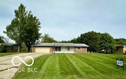 13220 W Council Rd, Yorktown, IN 47396