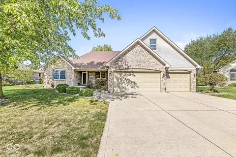 5236 Braemar Ct, Avon, IN 46123