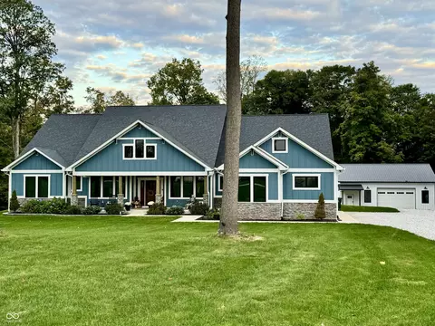 9938 Parker Ln, Cloverdale, IN 46120