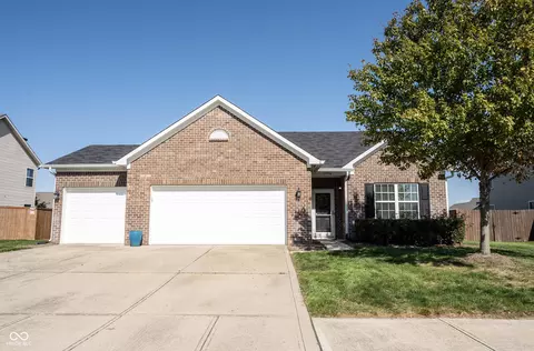 5546 W Glenview Dr, Mccordsville, IN 46055