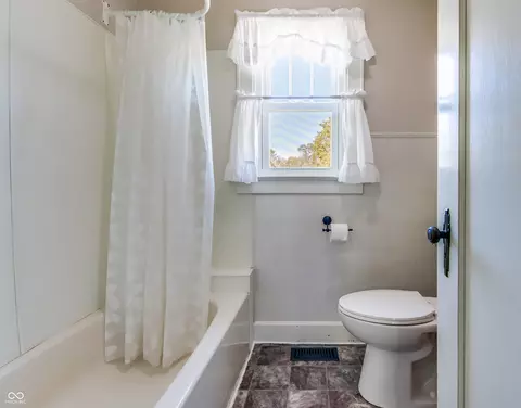 Bath - 3300 Clark St, Plainfield, IN 46168 photo 1 of 2