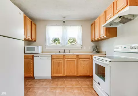 Kitchen - 3300 Clark St, Plainfield, IN 46168 photo 1 of 2