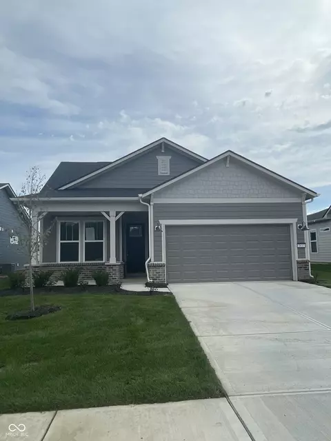 2617 Lord Murphy Dr, Westfield, IN 46074