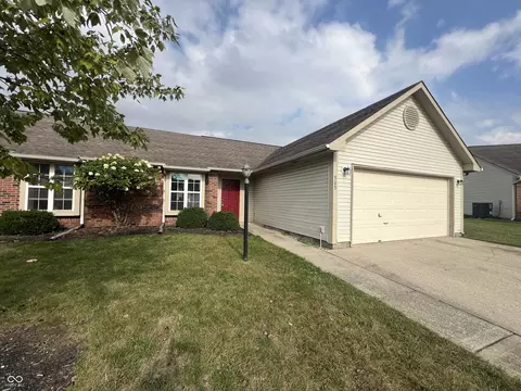 505 Woodberry Dr, Danville, IN 46122