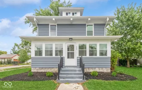 265 High St, Berne, IN 46711