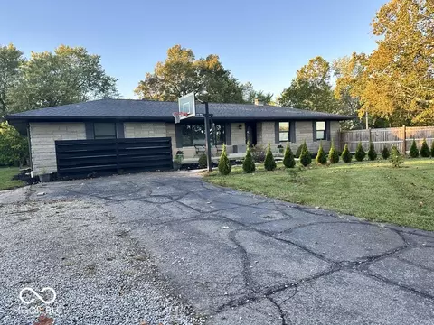 4231 W Whiteland Rd, Bargersville, IN 46106