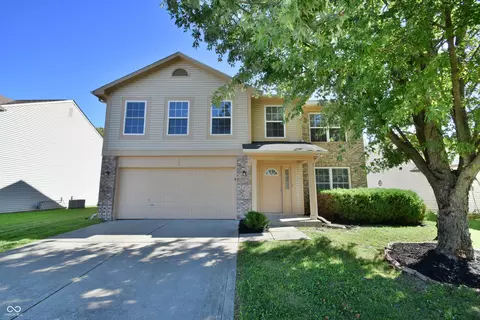 5947 Honeywell Dr, Indianapolis, IN 46236