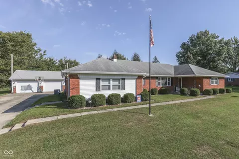 7768 Acre Ln, Brownsburg, IN 46112
