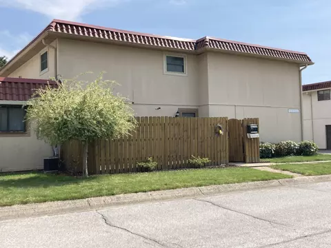 8333 Paso Del Norte Ct, Indianapolis, IN 46227
