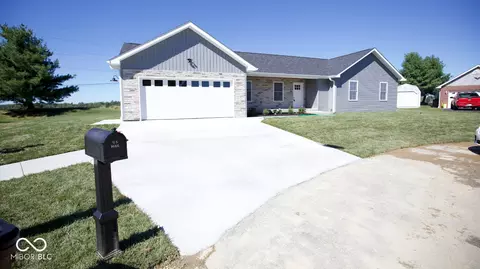 615 Sullivan Ct, North Vernon, IN 47265