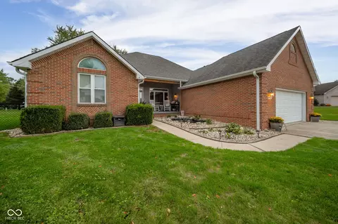 14136 W Katriene Dr, Daleville, IN 47334