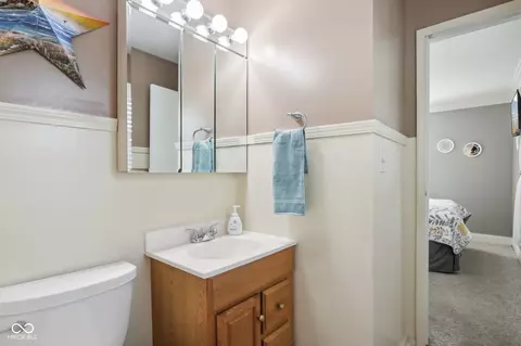 Bath - 1423 Pierce Dr, Plainfield, IN 46168 photo 1 of 3