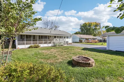 Exterior - 1423 Pierce Dr, Plainfield, IN 46168 photo 10 of 11