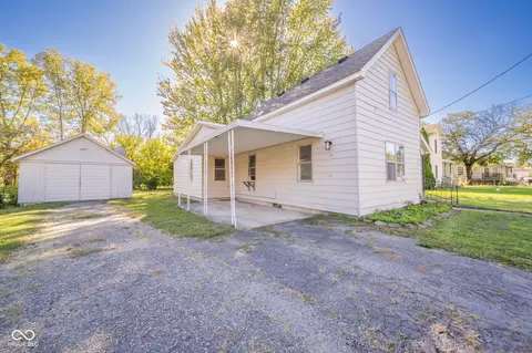 114 E Main St, Markleville, IN 46056 photo 2