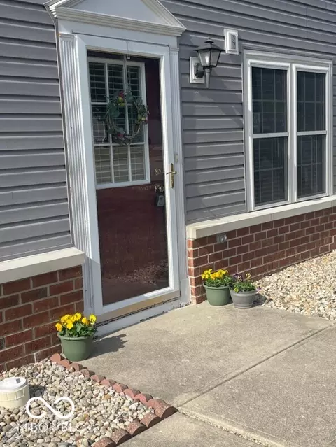 511 Fayette Dr, Westfield, IN 46074