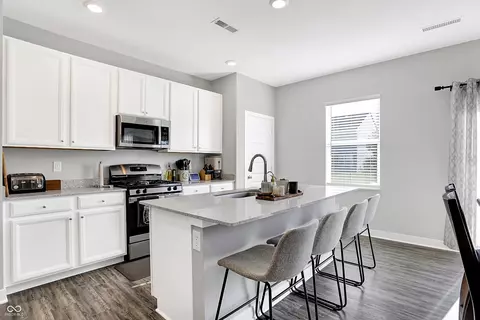 Kitchen - 8670 Kellner St, Pendleton, IN 46064 photo 2 of 2