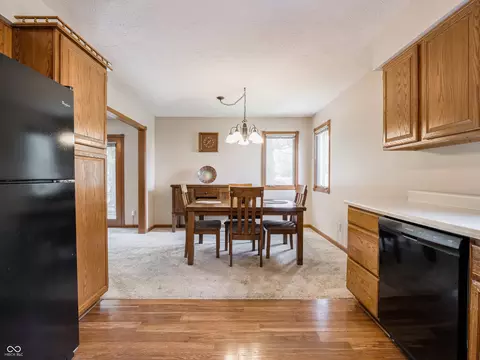 Dining - 584 Summit Dr, Plainfield, IN 46168 photo 3 of 3