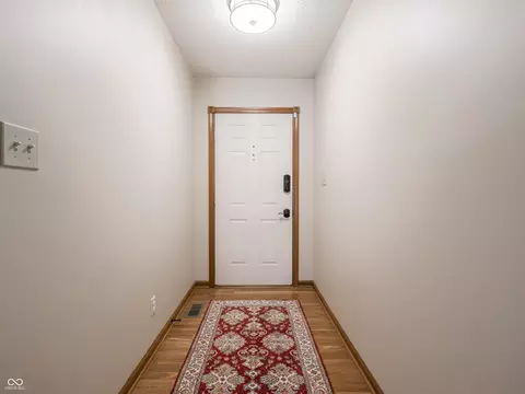 Entry Way - 584 Summit Dr, Plainfield, IN 46168 photo 2 of 3