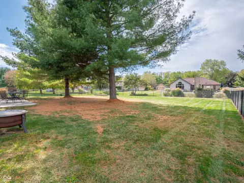 Exterior - 584 Summit Dr, Plainfield, IN 46168 photo 10 of 20