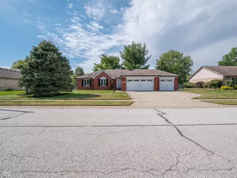 Exterior - 584 Summit Dr, Plainfield, IN 46168 photo 20 of 20