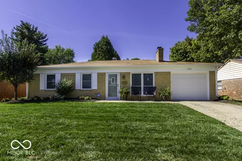 1336 Arcola Ct, Beech Grove, IN 46107