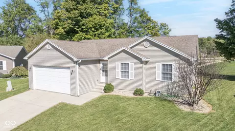 16 Daimler Ct, Batesville, IN 47006