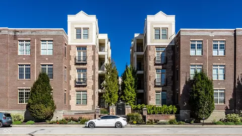 450 E Ohio St #309, Indianapolis, IN 46204