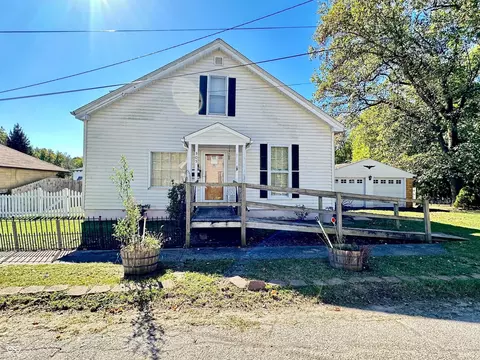 305 Porter St, Crawfordsville, IN 47933