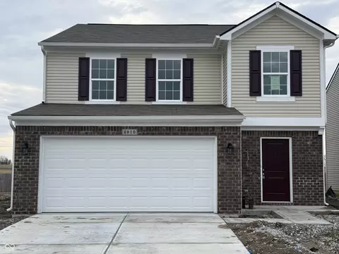 2910 Strauss Ln, Indianapolis, IN 46239