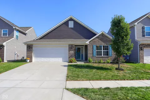 5251 Brandywine Dr, Whitestown, IN 46075