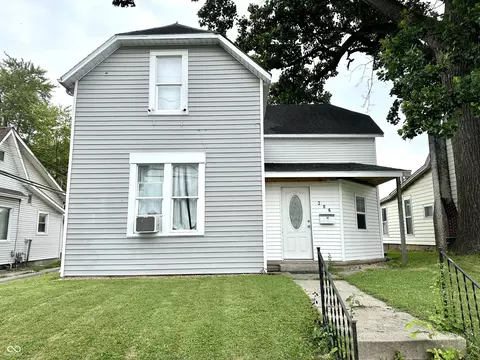 206 Whitlock Ave, Crawfordsville, IN 47933