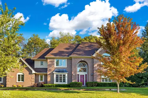 4952 Regency Pl, Carmel, IN 46033